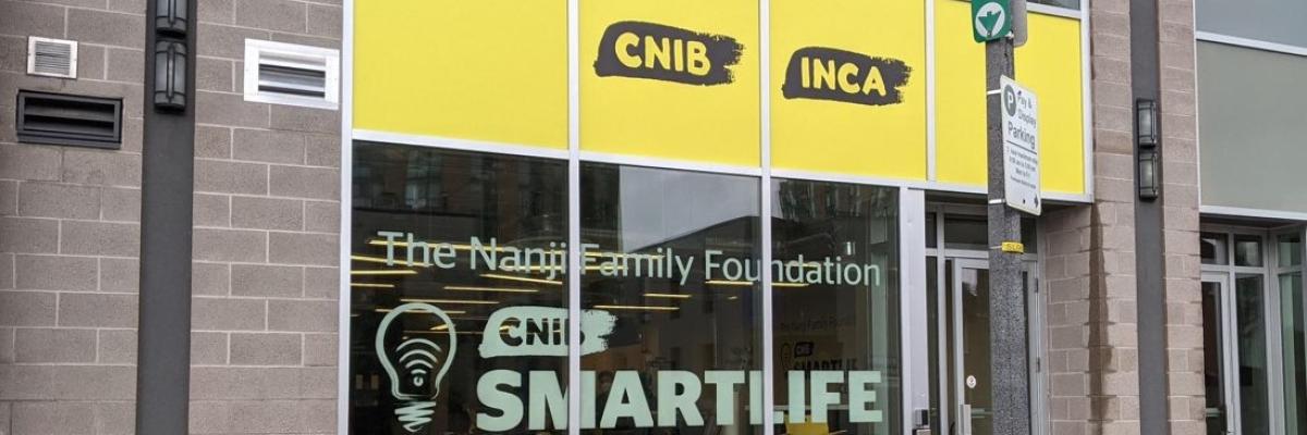 L'extérieur du nouveau hub communautaire et le centre SmartLife d'INCA de la Fondation de la famille Nanji à Barrie, en Ontario.