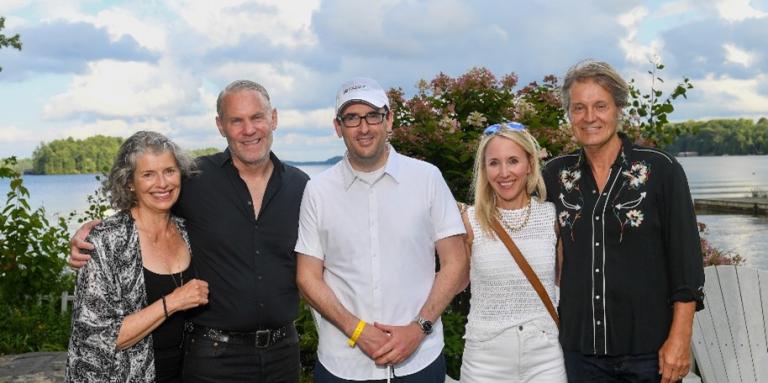 Anne Lindsay and Colin Cripps (part of the Jim Cuddy Trio), David Throssell and his wife Cassidy, and Jim Cuddy at CNIB Lake Joe.