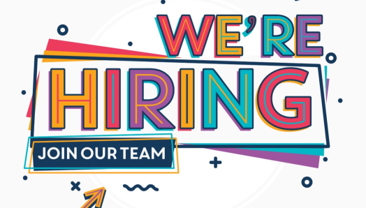 bannière « Nous recrutons : rejoignez notre équipe » en lettres aux couleurs vives.
